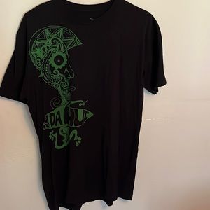 SOLD ✔️  Mens Dahui Tee-Shirt!